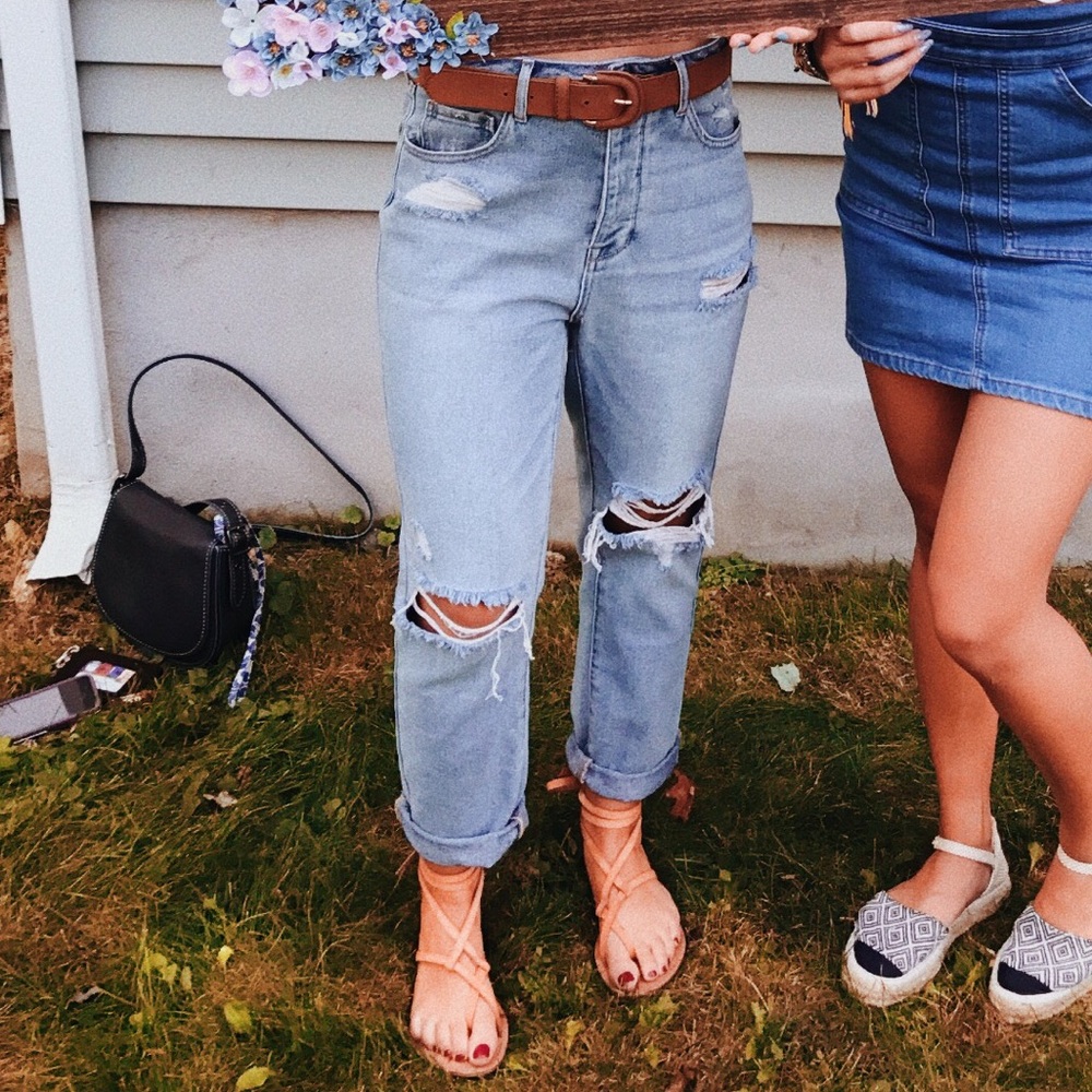 PacSun Mom jeans